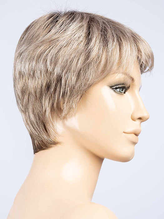 IVORY BLONDE SHADED 101.14.12 | Pearl platinum with dark ash blonde and silver white blend with dark shaded roots