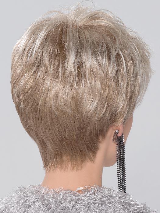 COCO by ELLEN WILLE in LIGHT HONEY MIX 26.25.20 | Medium Honey Blonde, Platinum Blonde, and Light Golden Blonde blend